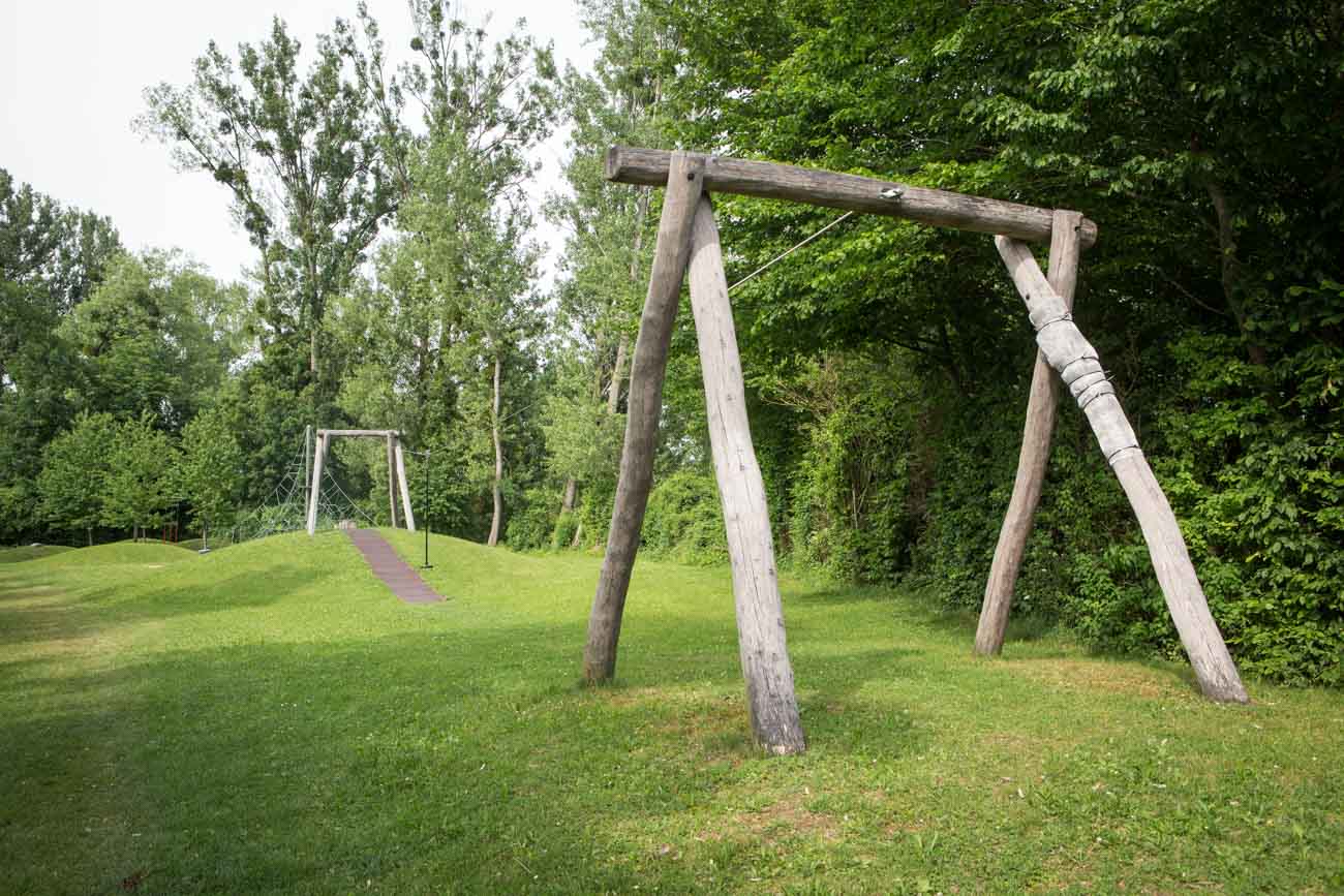 &Ouml;ffentlicher Naturspielplatz beim Teich in Bodensdorf bei Wieselburg