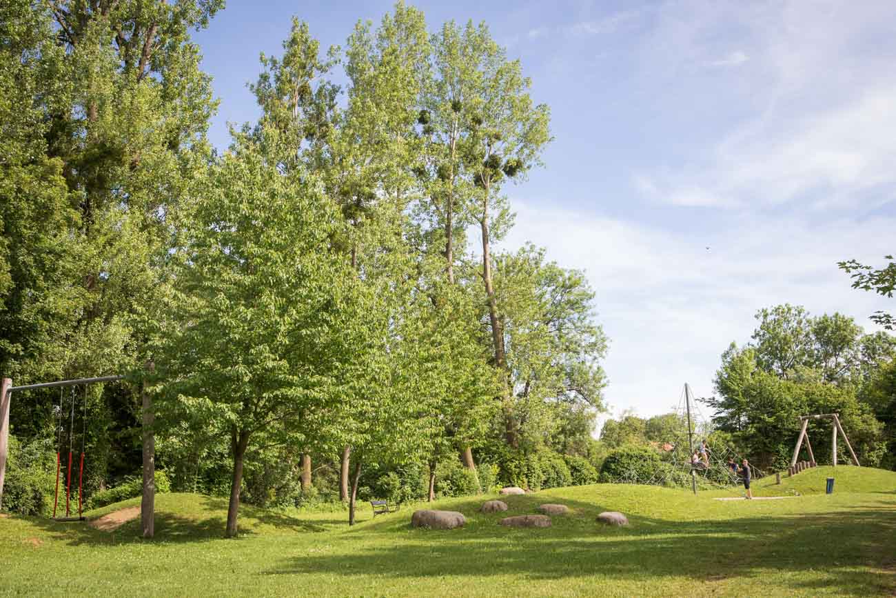&Ouml;ffentlicher Naturspielplatz beim Teich in Bodensdorf bei Wieselburg