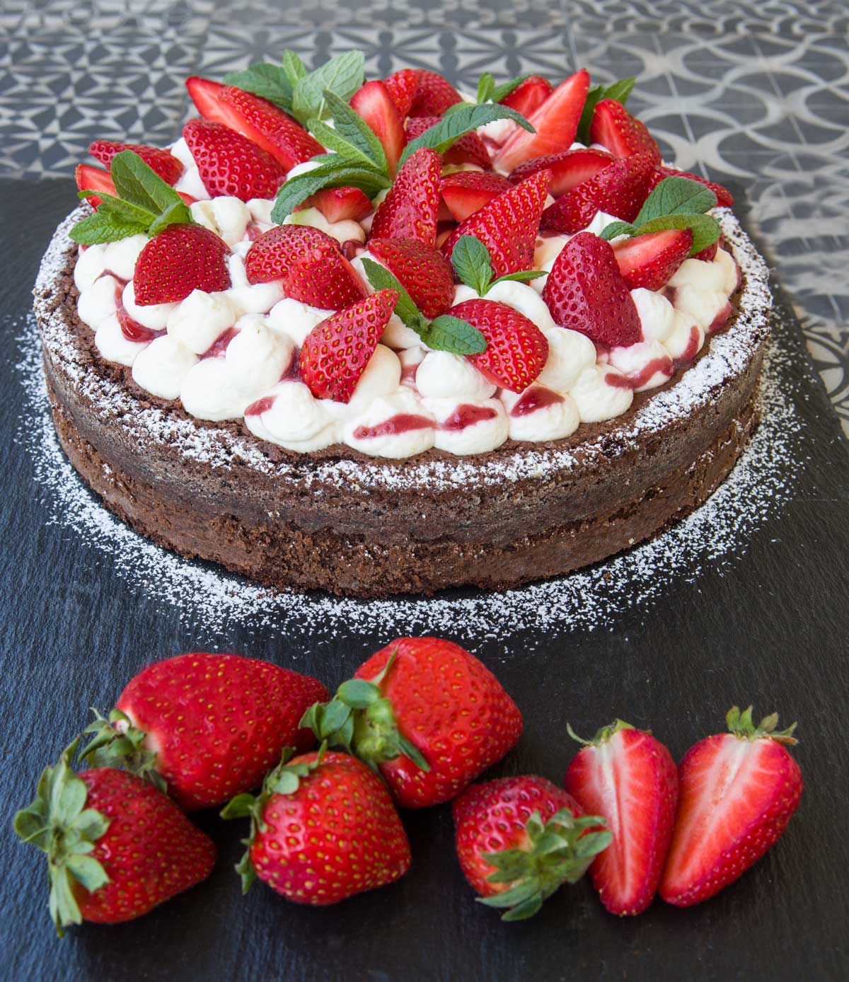 Wurzers Erdbeer Schoko Brownie Torte Rezeptfoto Wieselburg Mostviertel Niederösterreich Erdbeerfeld Erdbeerland